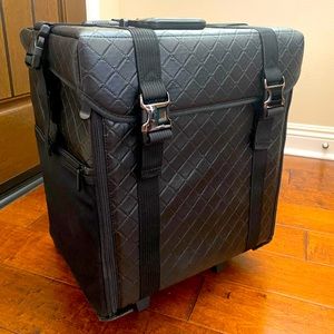 KIOTA artist rolling case w/ lots of organ…